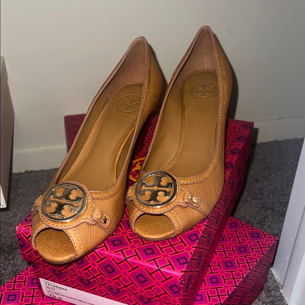 Tory Burch Tan Peep-Toe Heels